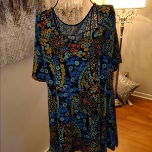 Lot of Lula roe size xl (4 total shirts)